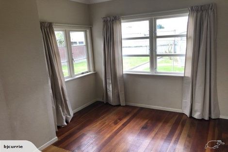 Photo of property in 30 Nottingham Avenue, Awapuni, Palmerston North, 4412