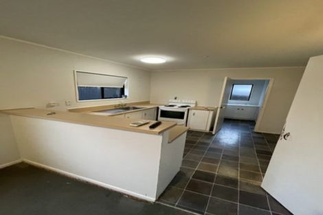 Photo of property in 1/127 Clevedon Road, Papakura, 2110