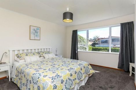 Photo of property in 16 Trafalgar Street, Westown, New Plymouth, 4310