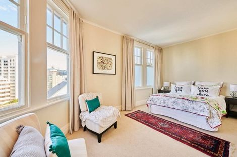 Photo of property in 57 Bolton Street, Kelburn, Wellington, 6012