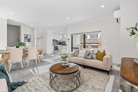 Photo of property in 4225b Great North Road, Glendene, Auckland, 0602