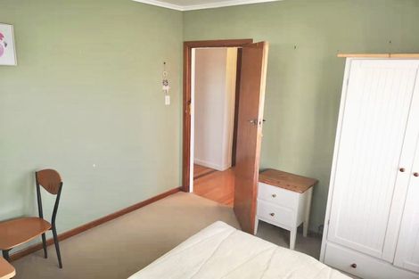 Photo of property in 2/134 Forrest Road, Milford, Auckland, 0620