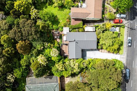 Photo of property in 68 Woodfern Crescent, Titirangi, Auckland, 0604