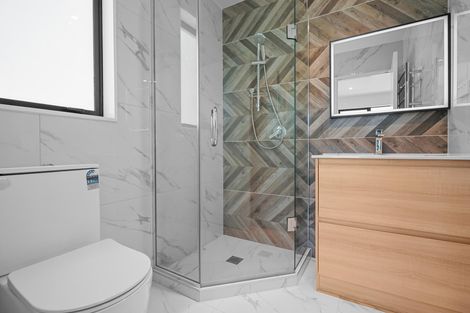 Photo of property in 22c Justamere Place, Weymouth, Auckland, 2103