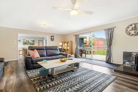 Photo of property in 318 Inland Road, Helensville, 0875