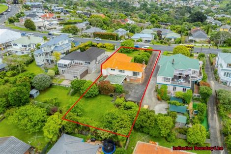 Photo of property in 39 Mellons Bay Road, Mellons Bay, Auckland, 2014