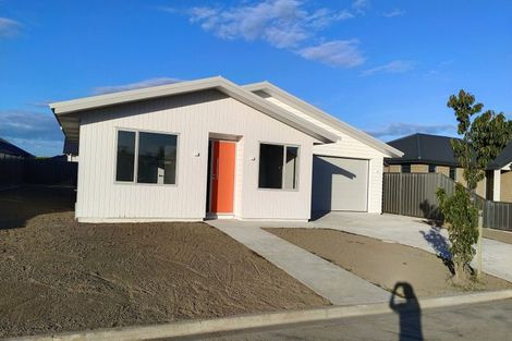 Photo of property in 18 Mckay Close, Frimley, Hastings, 4120