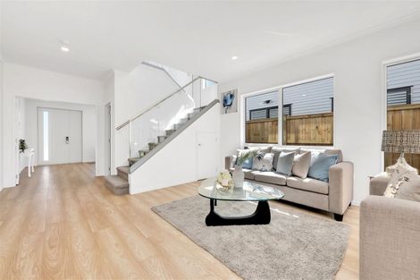 Photo of property in 76 Ksenia Drive, Flat Bush, Auckland, 2019