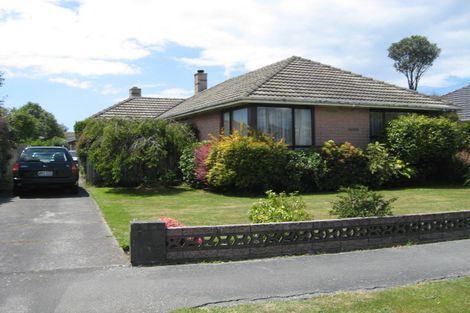 Photo of property in 18 Vardon Crescent, Shirley, Christchurch, 8061