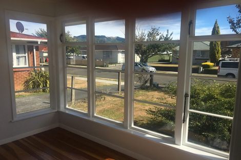 Photo of property in 4 Joseph Grove, Elderslea, Upper Hutt, 5018