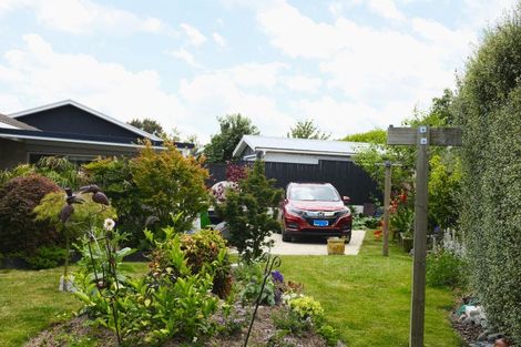 Photo of property in 10 Kew Place, Richmond Heights, Taupo, 3330