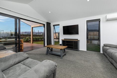 Photo of property in 19 Wooing Tree Avenue, Cromwell, 9310