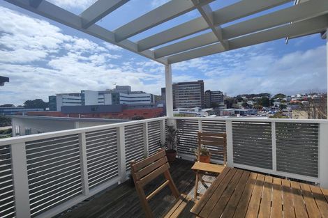 Photo of property in 7/239 Adelaide Road, Newtown, Wellington, 6021