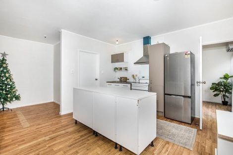 Photo of property in 3a Domain Road, Weymouth, Auckland, 2103