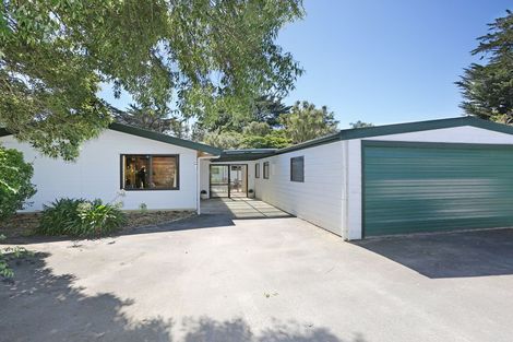 Photo of property in 345 Aokautere Drive, Aokautere, Palmerston North, 4471