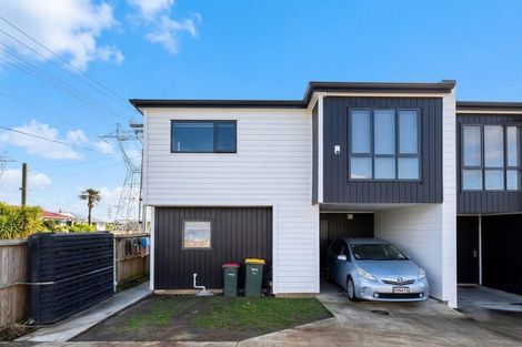 Photo of property in 9a Julian Place, Otara, Auckland, 2023