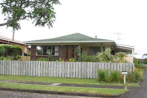 Photo of property in 54 Paterson Avenue West, Pukekohe, 2120