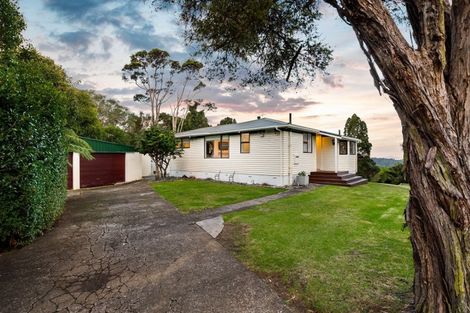 Photo of property in 17 Awhiorangi Promenade, Swanson, Auckland, 0816