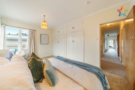 Photo of property in 224 Eastern Hutt Road, Stokes Valley, Lower Hutt, 5019