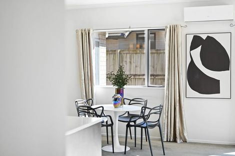 Photo of property in 1 Astelia Lane, Rototuna North, Hamilton, 3210