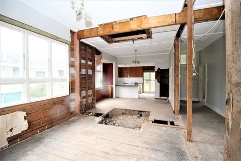 Photo of property in 32 Ross Street, Woodville, 4920