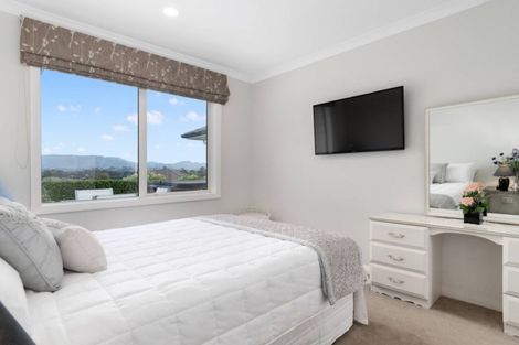 Photo of property in 2 Lynley Park Drive, Omokoroa, 3114