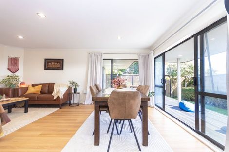 Photo of property in 29 Johnstone Drive, Fitzherbert, Palmerston North, 4410