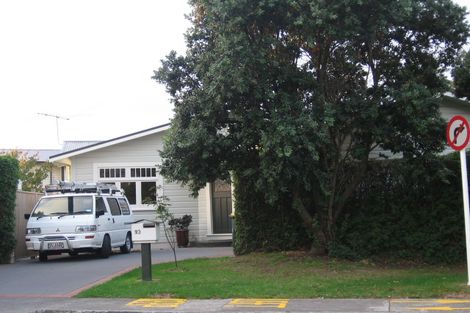 Photo of property in 93 Saint Andrews Road, Plimmerton, Porirua, 5026