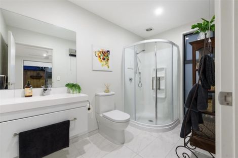 Photo of property in 18 Hugo Way, Papamoa Beach, Papamoa, 3118