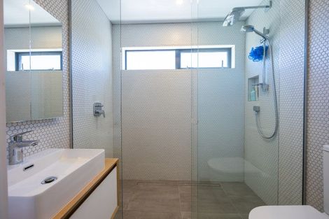 Photo of property in 1 Kamahi Street, Wanaka, 9305