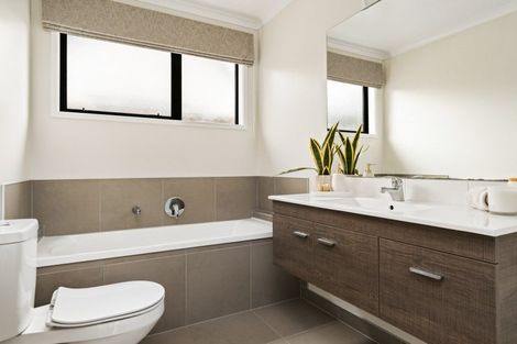 Photo of property in 11 Lanyard Street, Pyes Pa, Tauranga, 3112