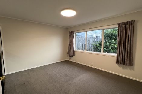 Photo of property in 14 Mcfetridge Place, Hillcrest, Auckland, 0627