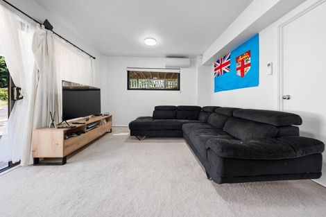 Photo of property in 4 Spruce Place, Totara Heights, Auckland, 2105