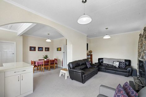 Photo of property in 117 Belt Road, New Plymouth, 4310