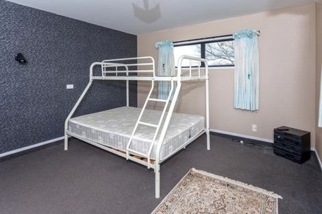Photo of property in 114 Chevron Crescent, Whangamata, 3620