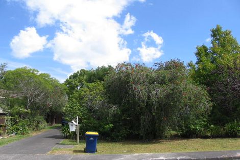 Photo of property in 30 Salamanca Road, Sunnynook, Auckland, 0620