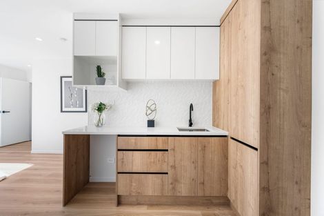 Photo of property in 127a Te Atatu Road, Te Atatu South, Auckland, 0610