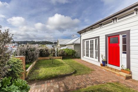 Photo of property in 93 Britomart Street, Berhampore, Wellington, 6023