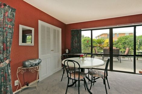 Photo of property in 2 Thurley Place, Bay View, Napier, 4104