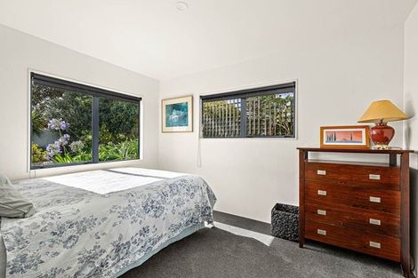 Photo of property in 62 Stanmore Bay Road, Stanmore Bay, Whangaparaoa, 0932
