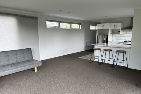 Photo of property in 16 Burgundy Drive, Martinborough, 5711