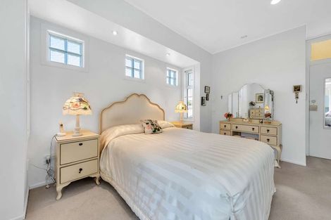 Photo of property in 84 Great North Road, Saint Johns Hill, Whanganui, 4500