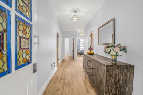 Photo of property in 93 Wood Street, Takaro, Palmerston North, 4410