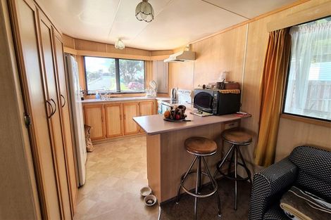 Photo of property in 13 Hickey Place, Opunake, 4616