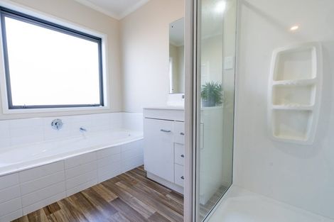 Photo of property in 41 Rossall Crescent, Rolleston, 7615