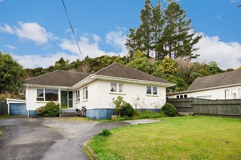 Photo of property in 115 Main Road, Wainuiomata, Lower Hutt, 5014