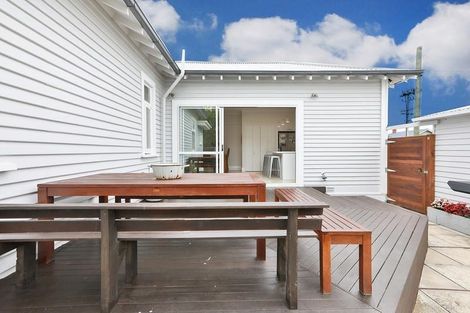 Photo of property in 61 Forfar Street, Clyde Hill, Dunedin, 9011