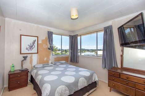 Photo of property in 124 Mallard Drive, Selwyn Heights, Rotorua, 3015