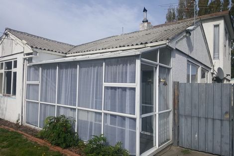 Photo of property in 126 Shortland Street, Wainoni, Christchurch, 8061