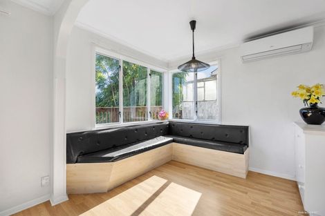 Photo of property in 13 Court Crescent, Panmure, Auckland, 1072